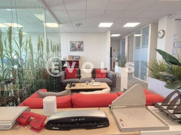 Bureaux 245 m²