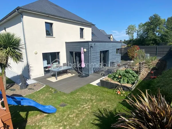 Maison 7 pièces 180 m²
