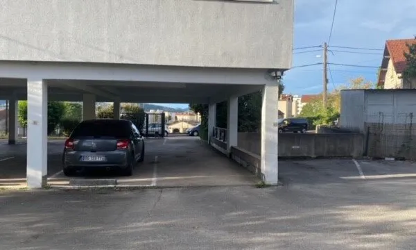 Stationnement Location Besançon   32€