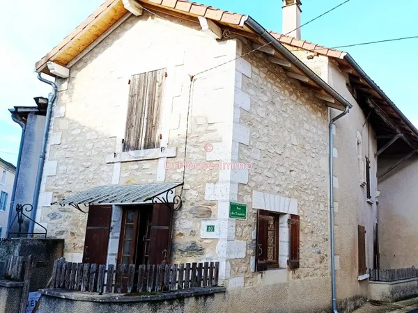 MAISON DE VILLAGE