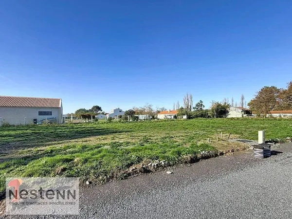 Terrain 373 m²