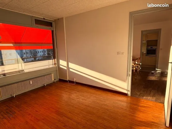 Appartement 2 pièces avec grand balcon ouest