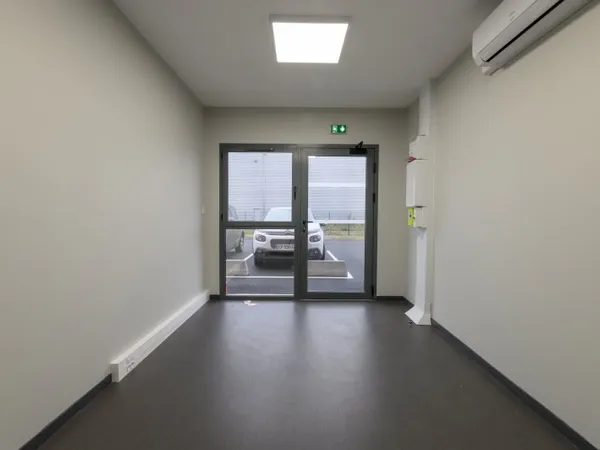 Local commercial 63 m²