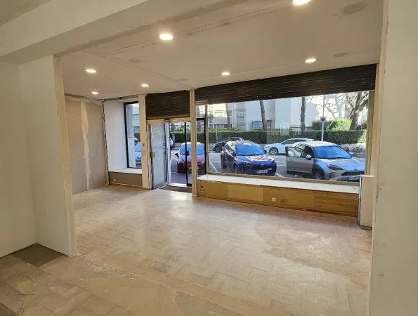Bureaux 1 pièce 109 m²