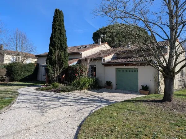 Maison T4/5 avec garage double