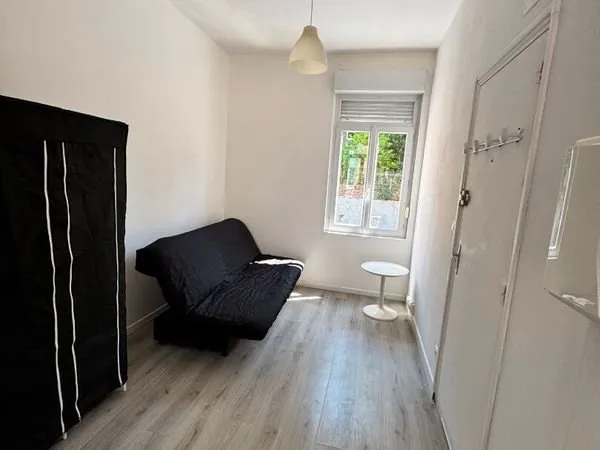 Studio 1 pièce 20 m²