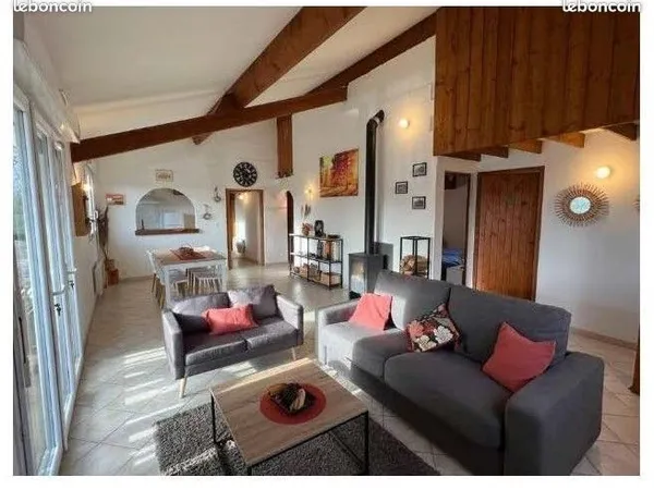 MAISON A LOUER meuble - Crécy la Chapelle 77580 à proximité de la gare de Montbarbin
