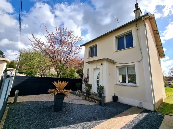 LIVRY SUR SEINE - MAISON INDIVIDUELLE ENTIEREMENT RENOVEE -