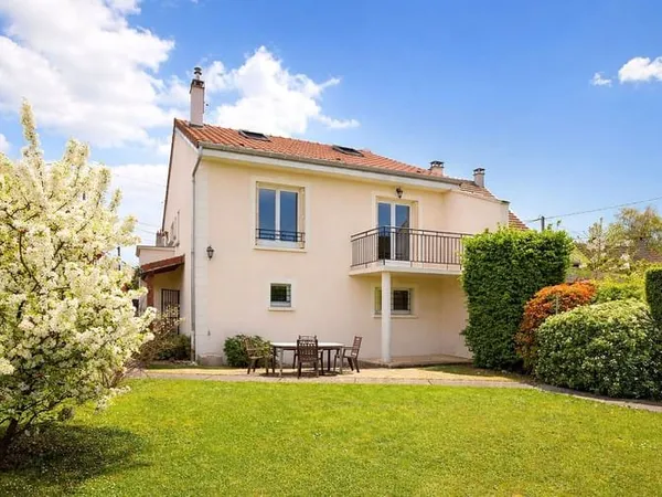 Maison 5 pièces 104 m²