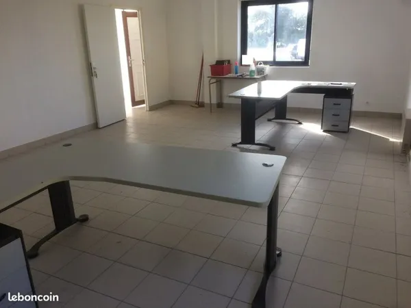 A louer Bureaux 45 M²