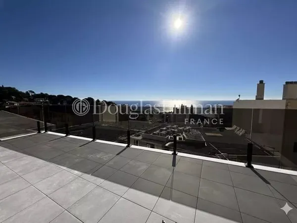 Cap D'ail - Penthouse neuf de 94 m²