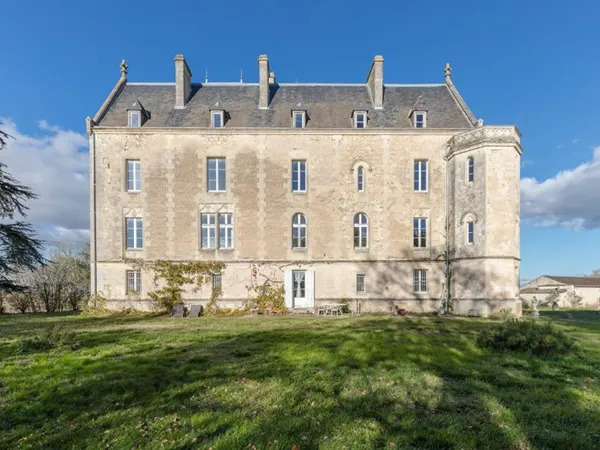 Château d'Exception à 30 min de Bordeaux