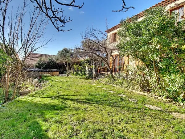 Maison Vitrolles Nord 5 pièces 115 m², 4 chambres, terrain 456 m²