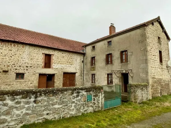 Corps de ferme (maison, grange et annexes)