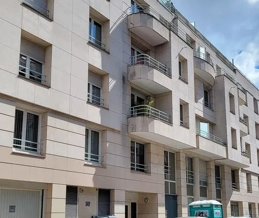 Parking rue Colbrant quartier Sebastopol - Lille