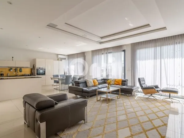 Appartement 6 pièces 128 m²