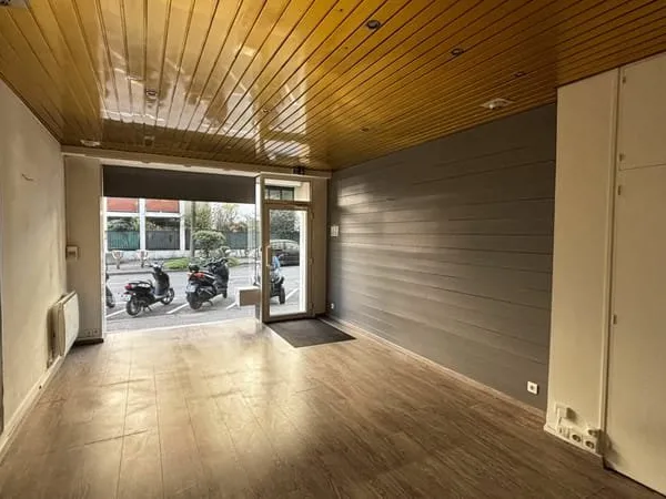 Local commercial Thonon Les Bains 38 m2