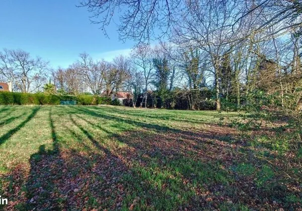 Terrain 600 m² Toulenne
