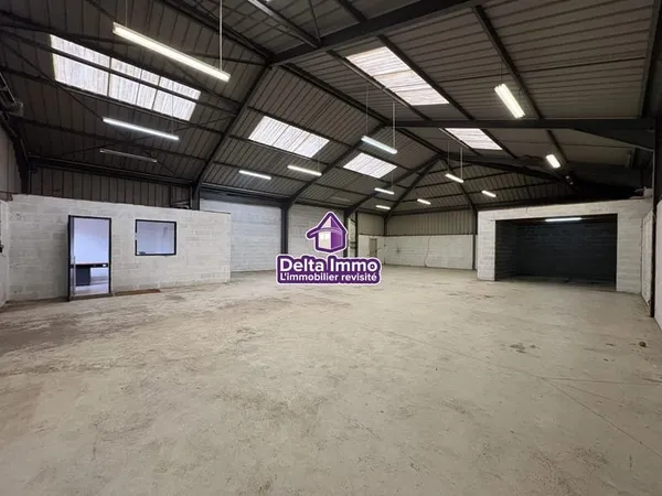Local commercial 345 m²