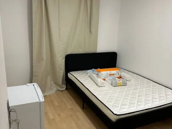 Appartement 4 pièces 11 m²