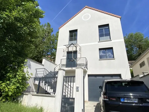 Maison de luxe 6 pièces 157 m²