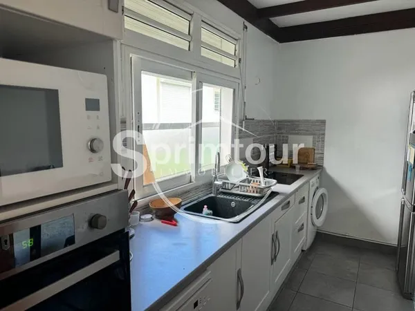 SAINT CLAUDE - Lot de 2 appartement T3 - Idéal investisseur