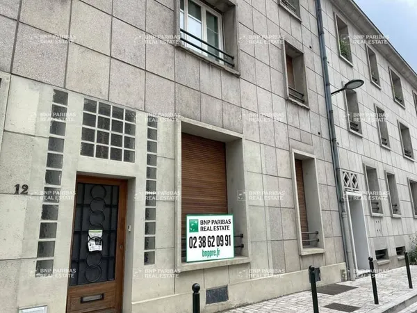 Bureaux 100 m²