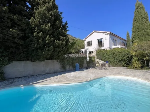 Villa La Turbie 200m2 vue mer panoramique, proche Monaco