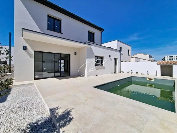 Villa neuve T6 4 chambres 139 m² piscine et garage