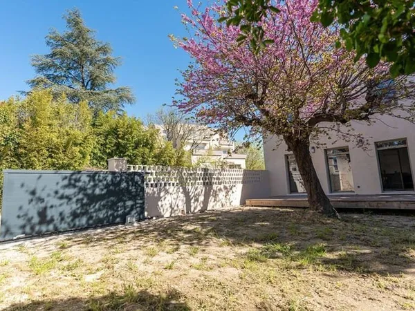 Maison 5 pièces 104 m²