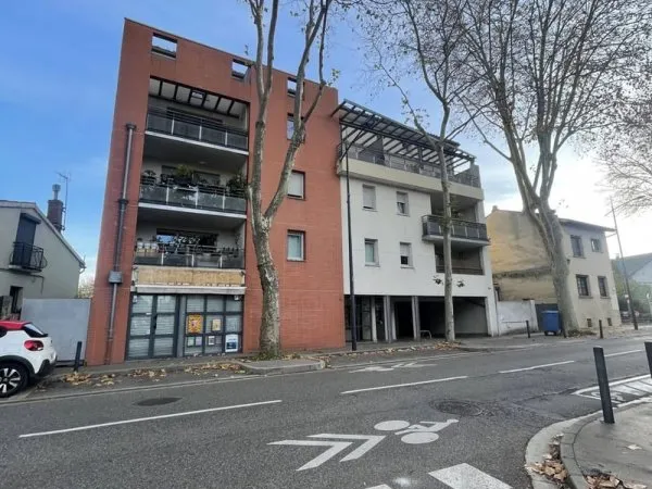 Appartement T3 + GARAGE - 31200 TOULOUSE (SEPT DENIERS)