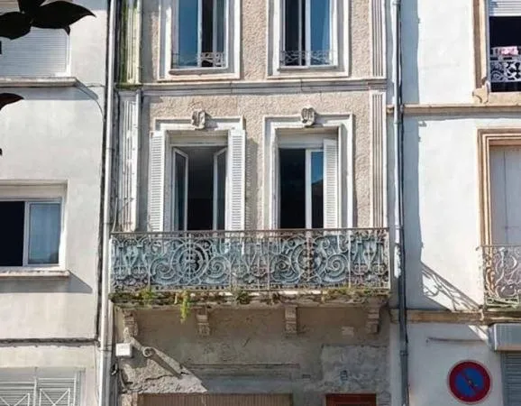 AGEN - Rare - Maison centre ville avec garage et balcon