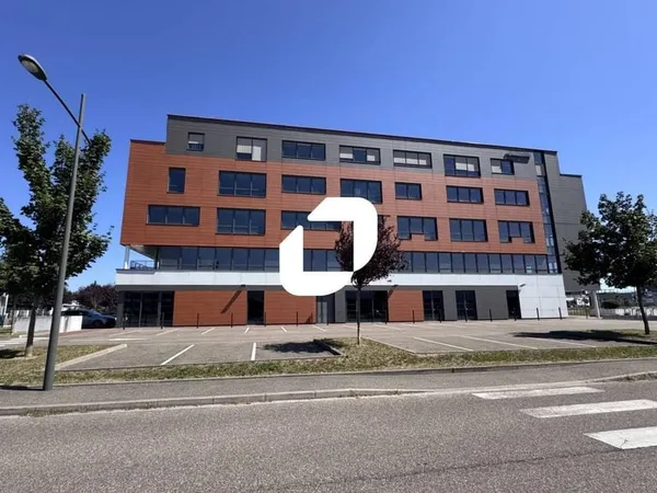 Bureaux 845 m²