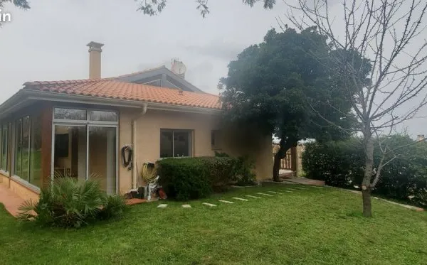 Maison T6 - 3 niveaux - Vue coteaux - Centre Castanet-Tolosan