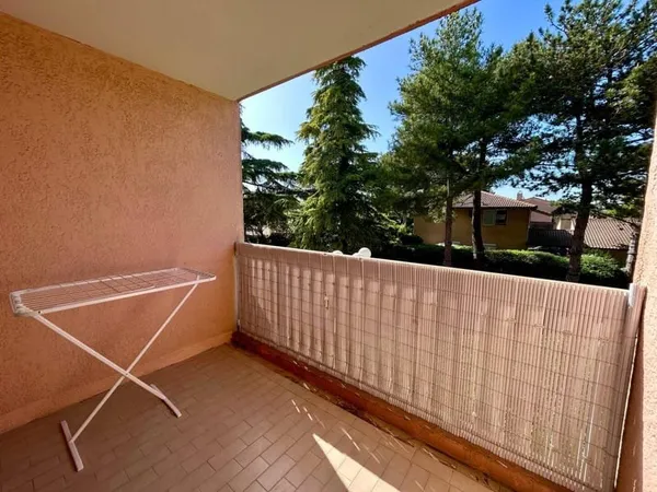 Studio 1 pièce 25 m²