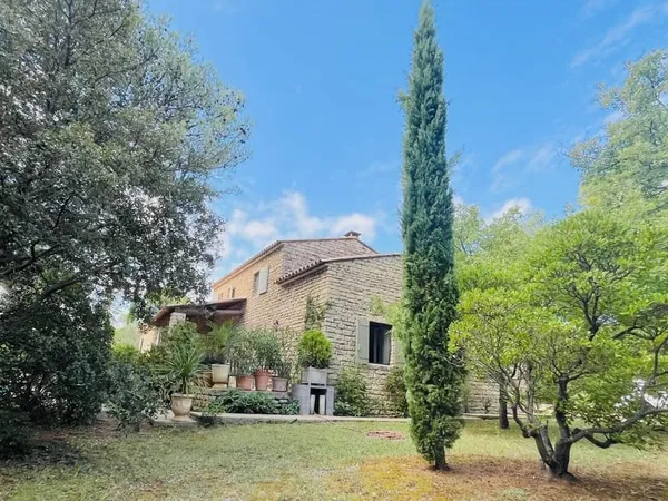 Charmante demeure provençale à découvrir !