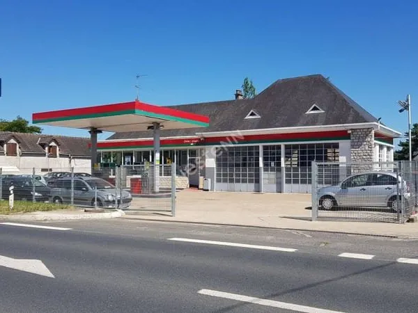 Local commercial 150 m²