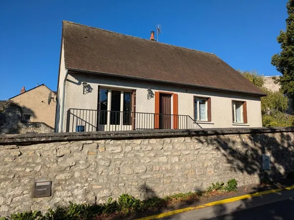 Maison La Charite Sur Loire centre 5 pièce(s), garage, terrain 400 m²