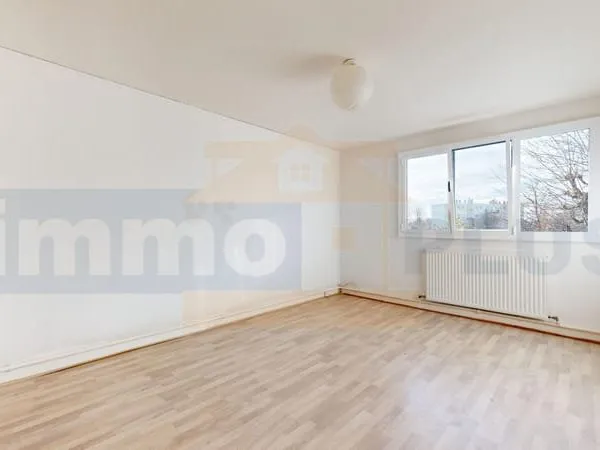 Appartement Bois d'Arcy 3 pièces 69.06 m2 + 1 cave + 1 parking