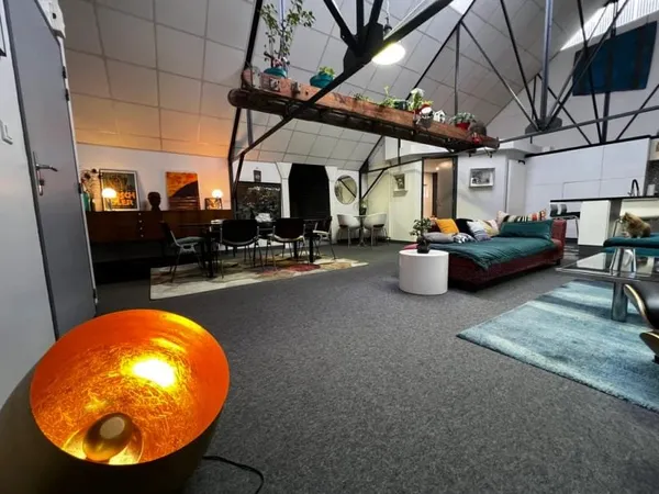 Loft 5 pièces 173 m²