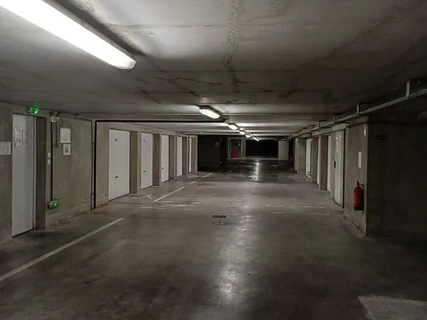 Box en sous sol av Salengro