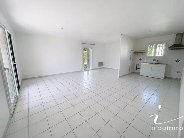 Villa de plain-pied, type T4 jardin 405 m² et garage, Pignan, proche Montpellier