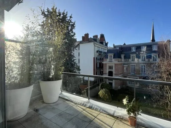 Duplex 7 pièces 185 m²