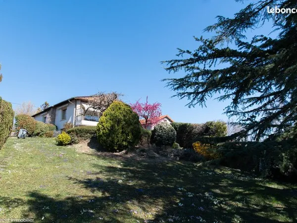 Villa 6 pièces 106 m²