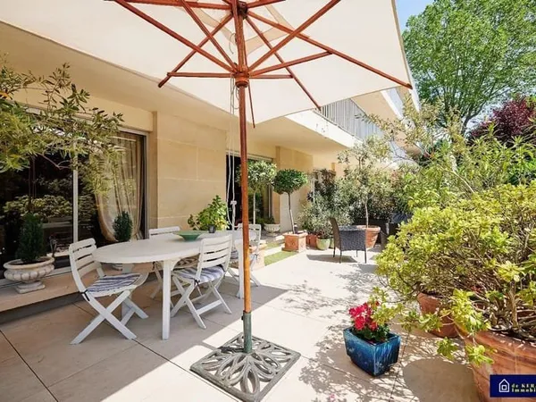 Appartement 5 pièces 103 m²