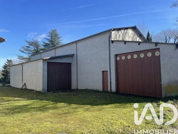 Maison avec appartements 4 pièces 826 m²