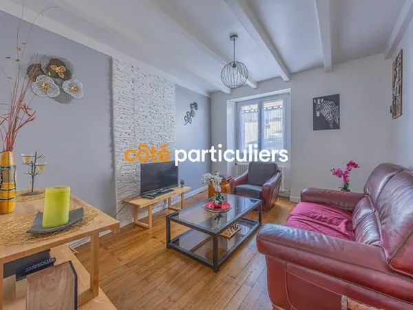 POINT-SAINT-MARTIN -- MAISON DE BOURG -- 86M2 -- 2/3 CHAMBRES -- EMPLACEMENT IDEAL