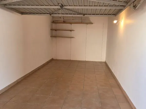 Garage 17 m2