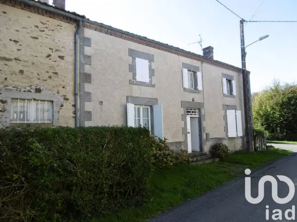 Maison 7 pièces 196 m²