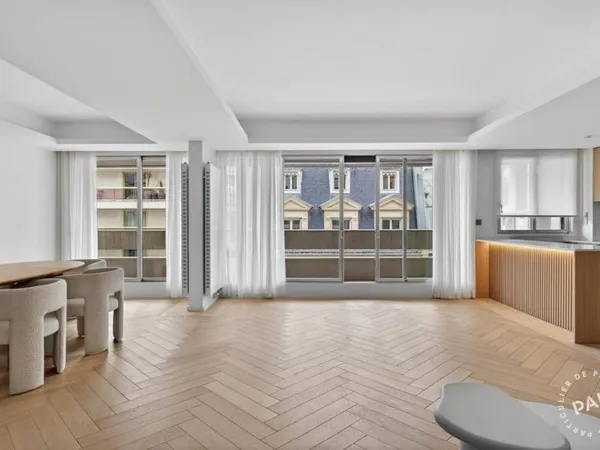 Appartement 3 pièces 122 m²